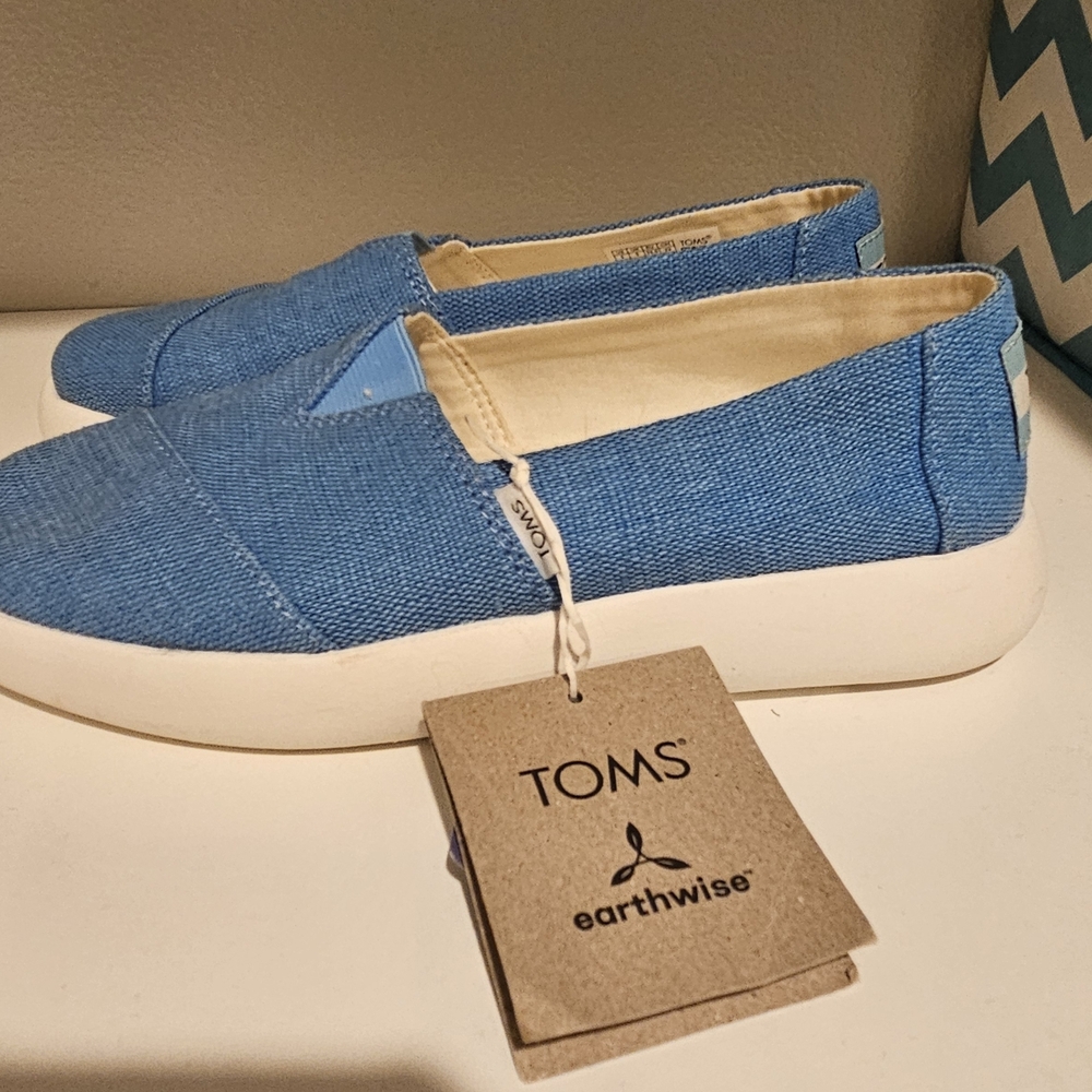 TOMS Blue Canvas Slip-On Sneakers